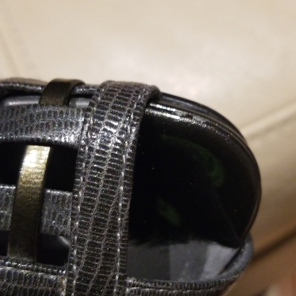 NEW Circa Joan and David pewter patent leather. - Picture 6 of 6